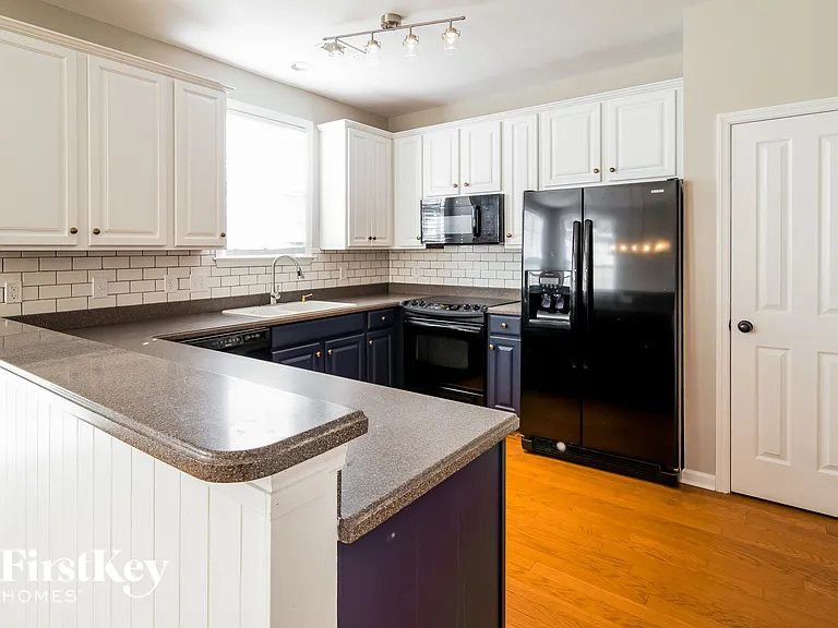325 Crossandra Ave — Photo 7