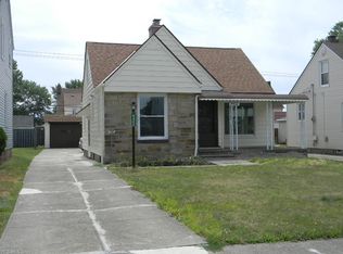 9902 McCracken Blvd, Garfield Hts, OH 44125