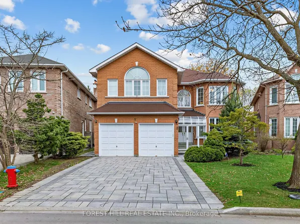 17 Lady Lynn Cres, Richmond Hill, ON L4B 3V4