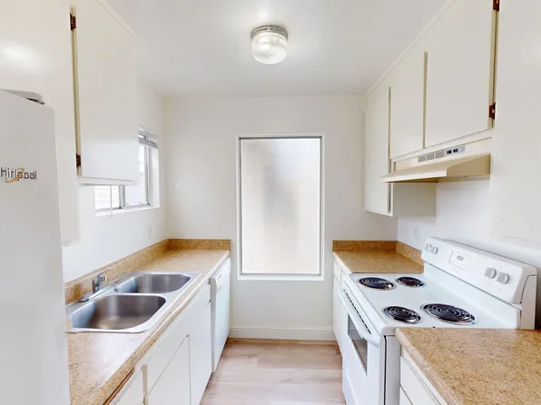 Kingwood Apartments, 633 King St Unit 18, Santa Rosa, CA 95404