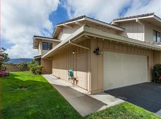 12 Calypso Ln, San Carlos, CA 94070