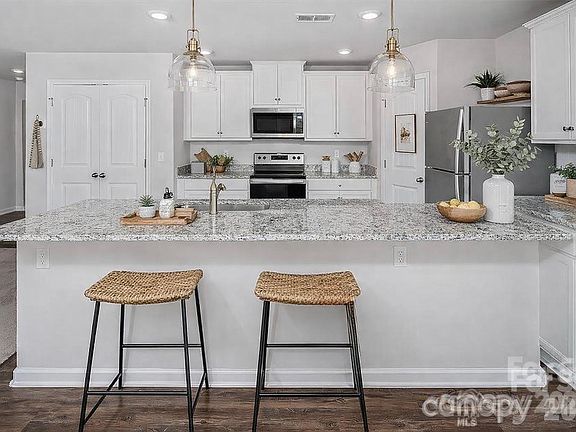 3rd image of 1216 Nia Rd