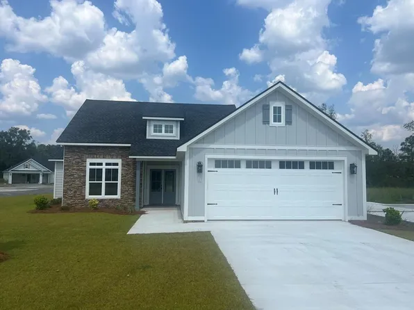 205 Baell Trace Ct, Moultrie, GA 31788