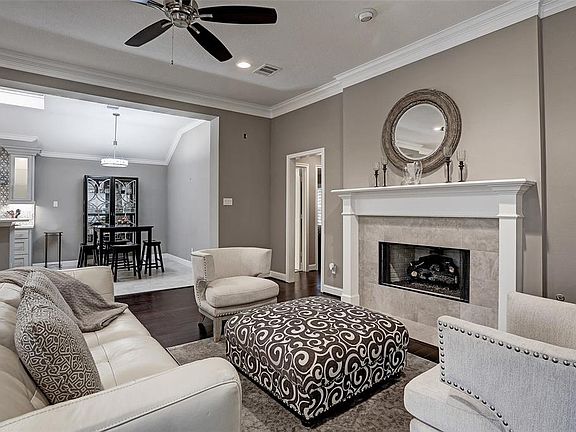 4th image of 4418 Denmere Ct