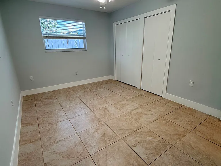 4465 E 4th Ave — Photo 5