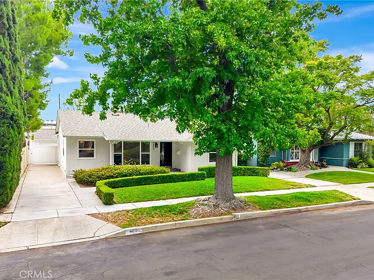 4833 Longridge Ave — Photo 40