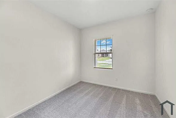 4925 McCoy Dr — Photo 14