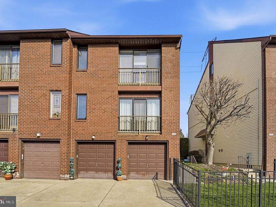1st image of 9510 James St #B
