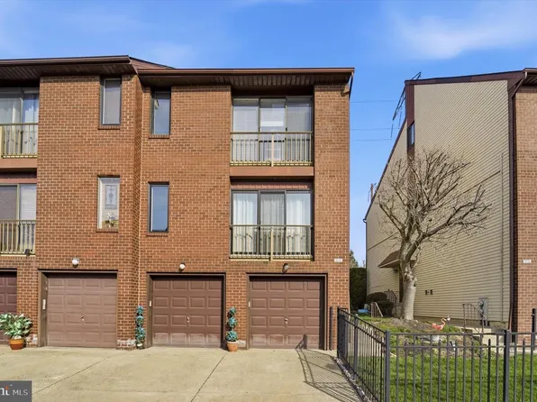 9510 James St #B, Philadelphia, PA 19114