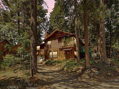 31595 Luring Pines Dr, Running Springs, CA, 92382