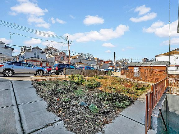 5th image of 10474 165th St #A