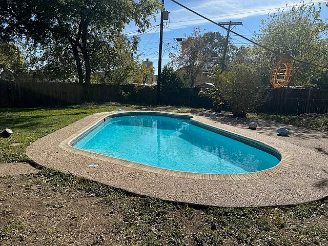 3111 Val Dr #G — Photo 1