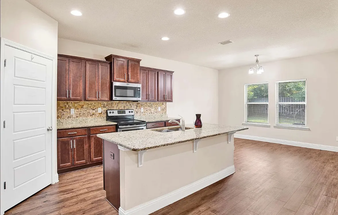 1900 Sperling Drive - 1 — Photo 4