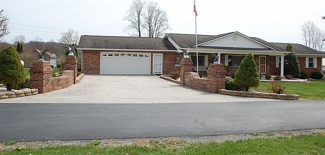 1st image of 158 Old Jenny Dr