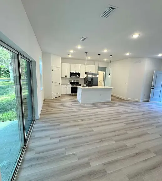 16437 SW 27th Cir — Photo 18