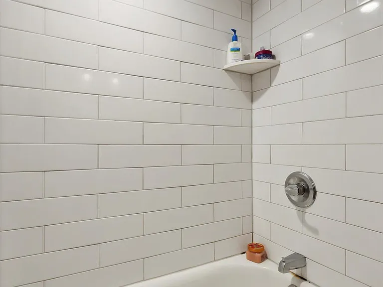 2011 E Susquehanna Ave #1 — Photo 16