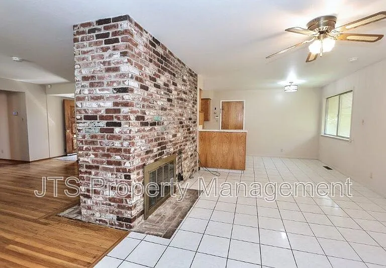 1200 Gary Way — Photo 12