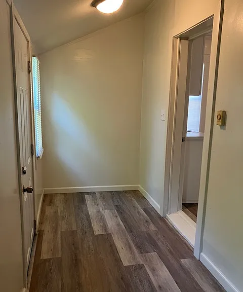 915 W Macqueen Ave — Photo 23
