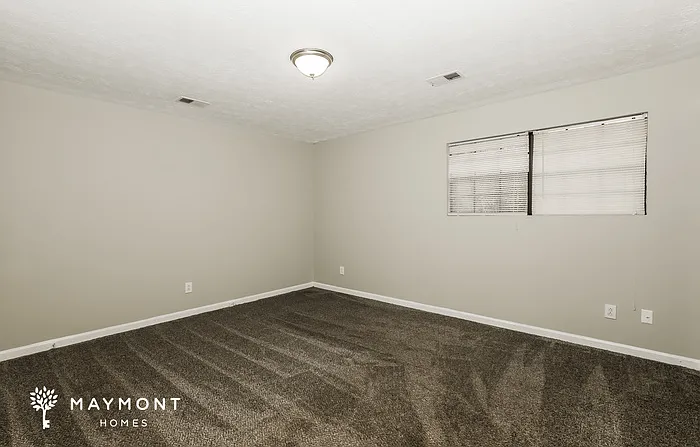 9370 Woodloop Ct — Photo 8