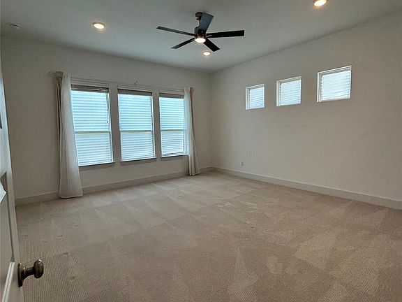 4th image of 1801 Cullera Dr