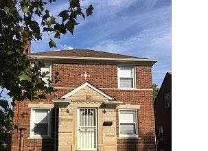 1st image of 19207 Montrose St