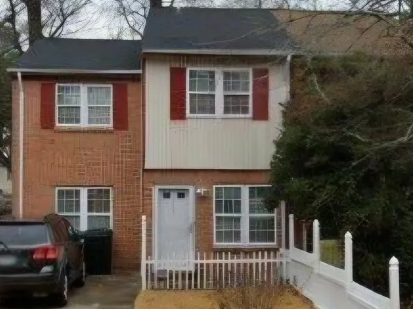 727 Grant Ave #1, Virginia Beach, VA 23452