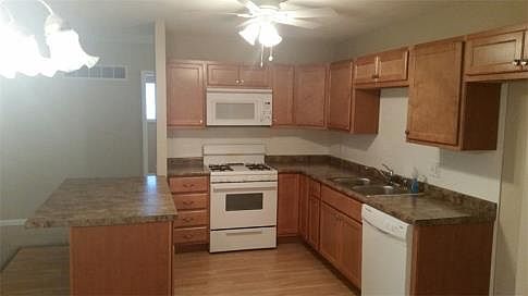 4th image of 2535 Lawnview Dr