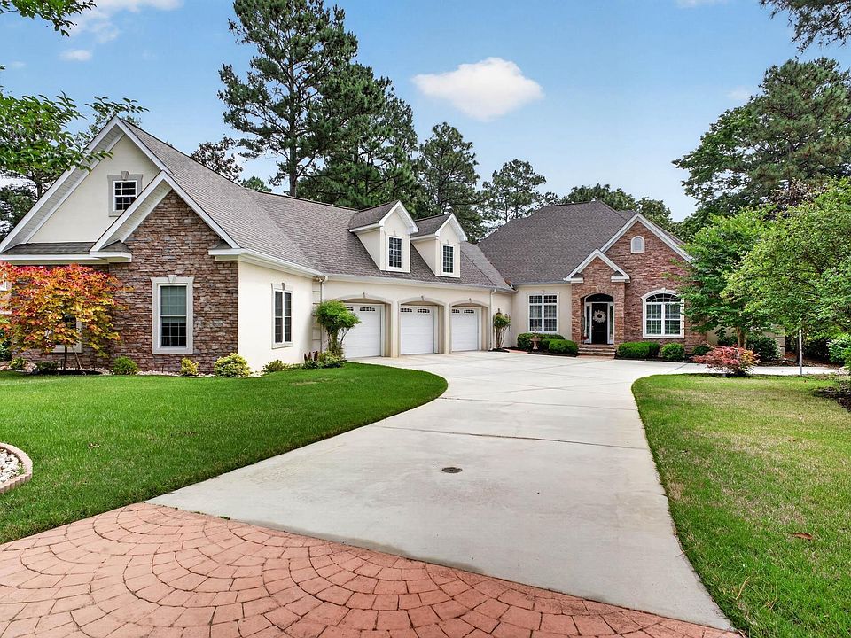 1st image of 109 Foxhound Run Rd