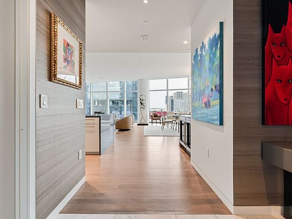 3rd image of 1918 Olive St APT 1002