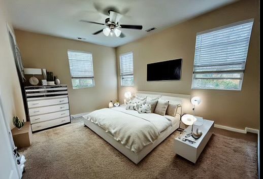 3rd image of 1752 Halesworth Ln #1