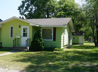 214 4th St NE, Barnesville, MN 56514