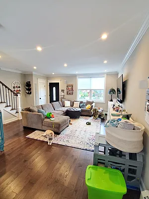 Rented by Compass | media 16