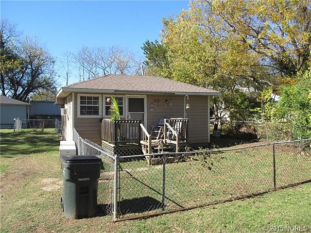 2nd image of 509 S 9th St