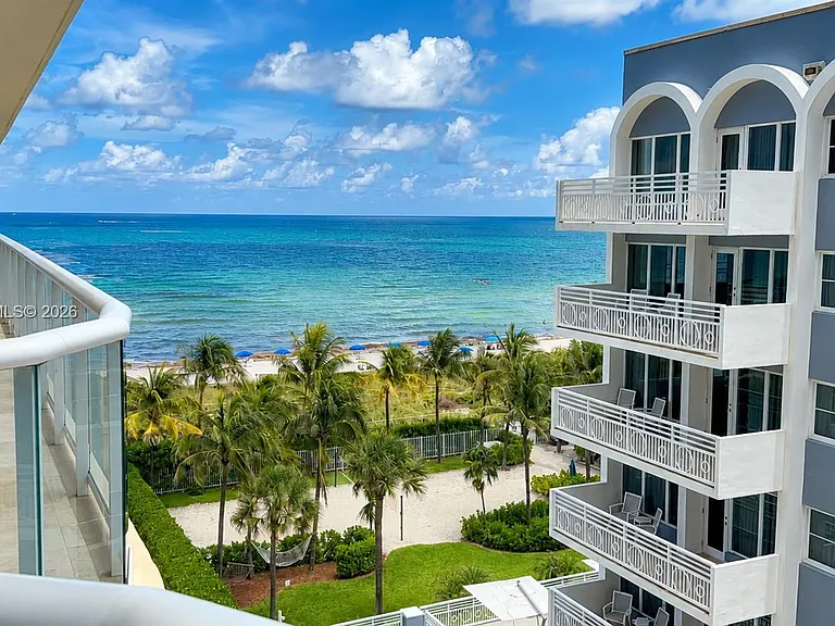 8855 Collins Ave #6H — Photo 1