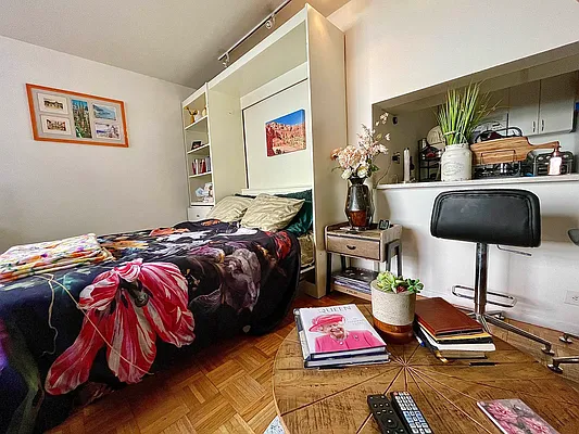 Rented by Maz Group NY | media 2