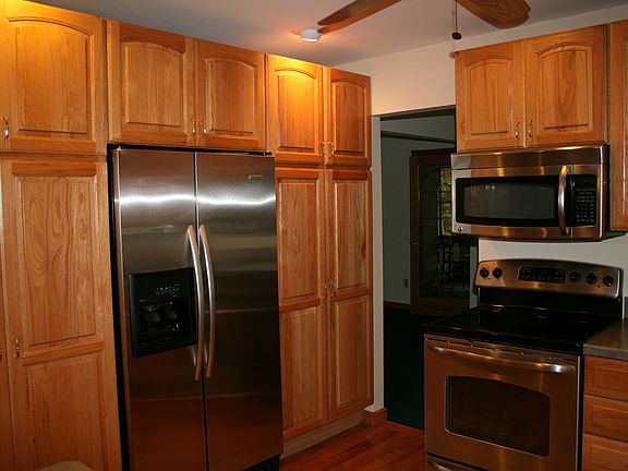 oak kitchen