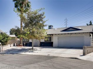 3235 Robin Cir, Las Vegas, NV 89121