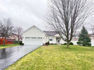1173 Cross Dr, Youngstown, OH