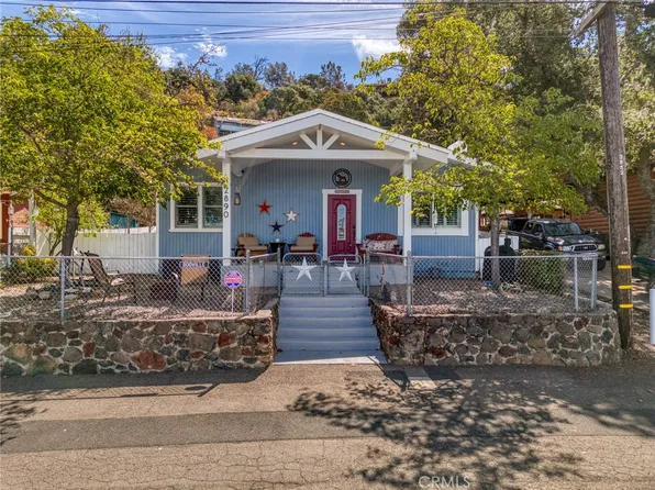 2890 Silverado Ln, Clearlake, CA 95422
