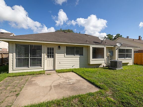 5th image of 19111 Winding Branch Dr