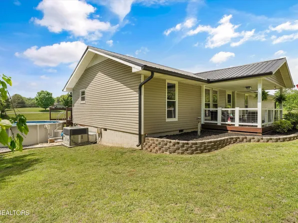 603 Lees Chapel Rd, Sweetwater, TN 37874