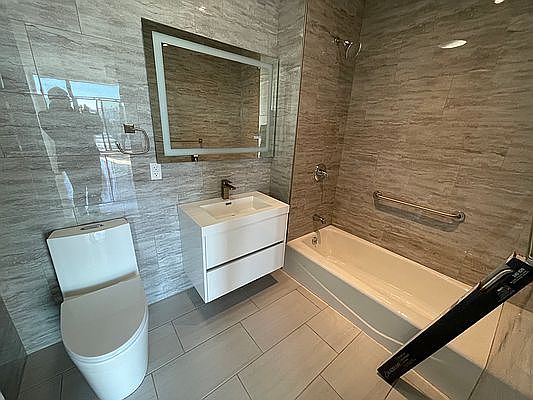 5th image of 21-02 29th Ave #3FB
