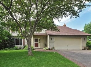 9739 105th Ave N, Maple Grove, MN 55369