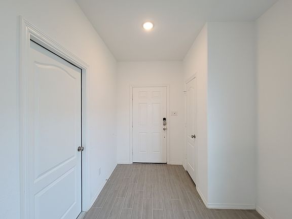 5th image of 25395 Northpark Lake Dr