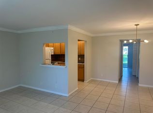 194 Kent St UNIT L, West Palm Beach, FL 33417