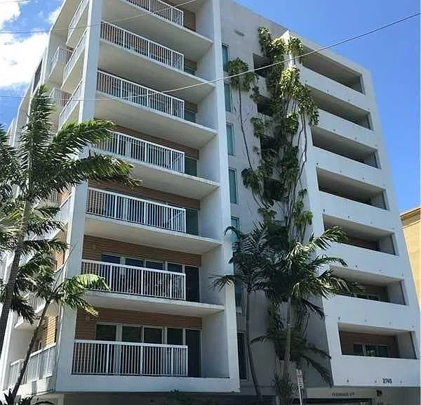 2740 SW 28th Ter #206 — Photo 1