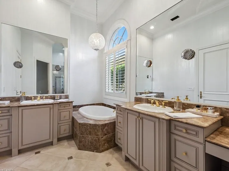 15627 Villoresi Way — Photo 11