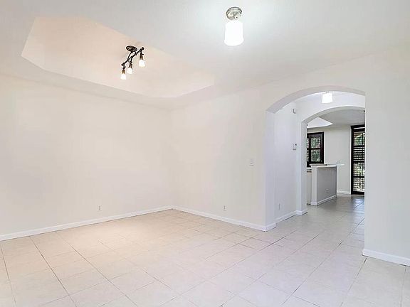 3rd image of 2931 Hope Valley St APT 405