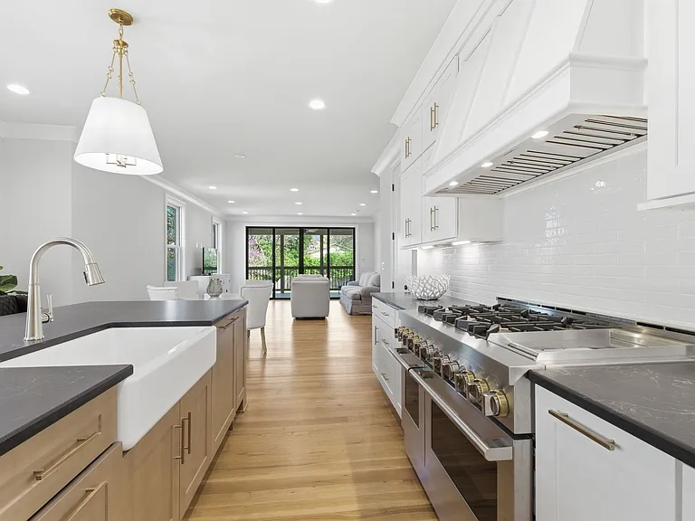 2704 Westwood Ave — Photo 12