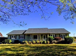 764 Old Mountain Rd, Statesville, NC 28677